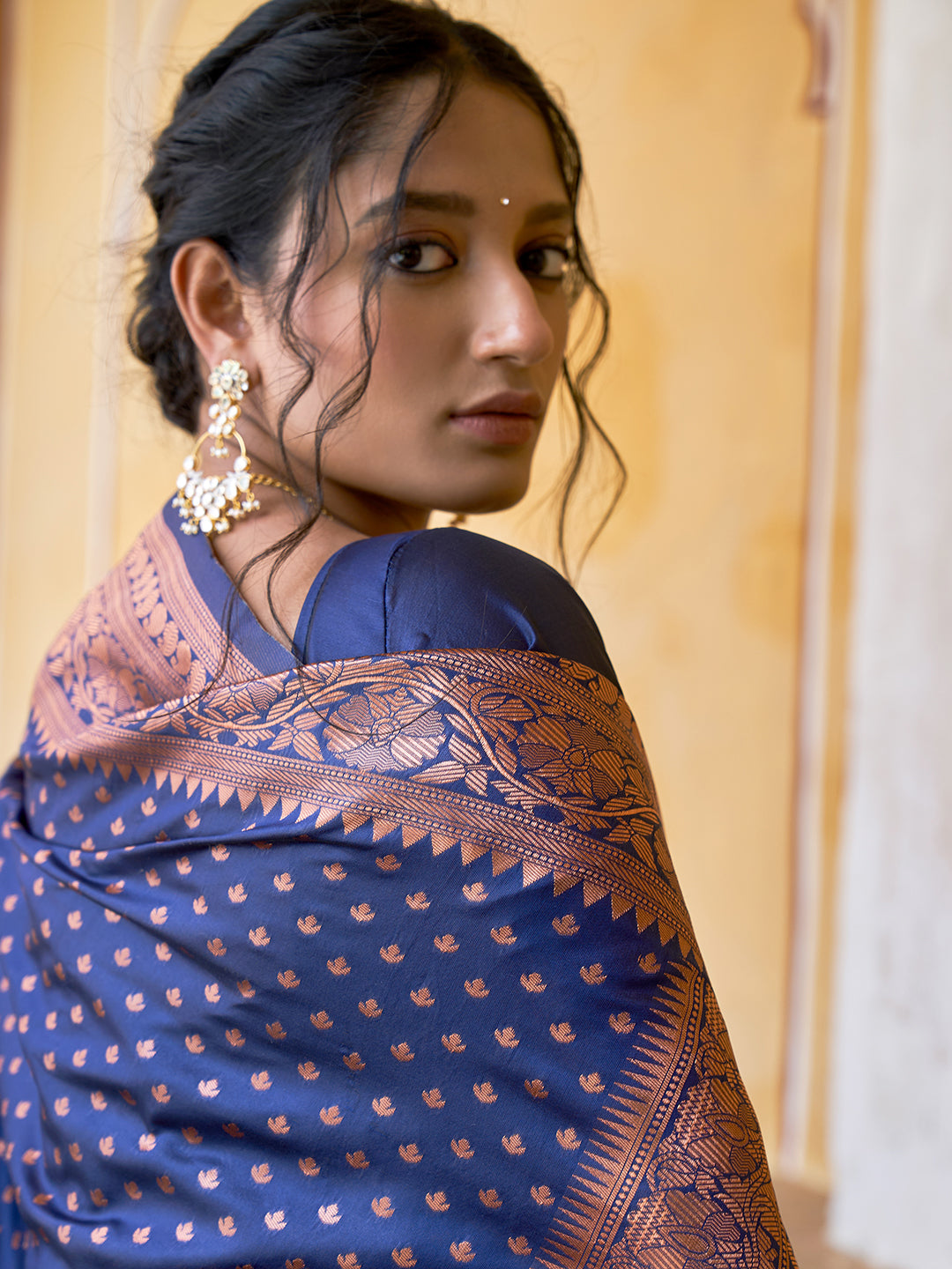 Janasya Navy Blue Banarasi Silk Ethnic Motifs Woven Design Saree