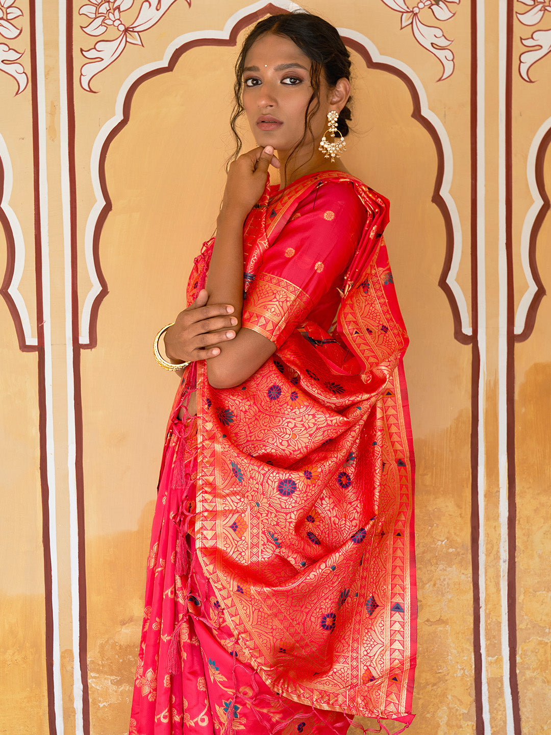Janasya Pink Banarasi Silk Floral Woven Jaal Saree