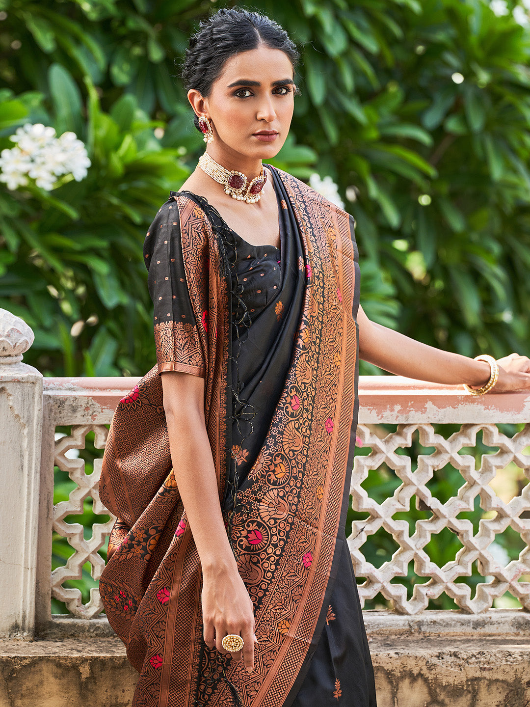 Janasya Black Banarasi Silk Woven Floral Design Banarasi Silk Saree