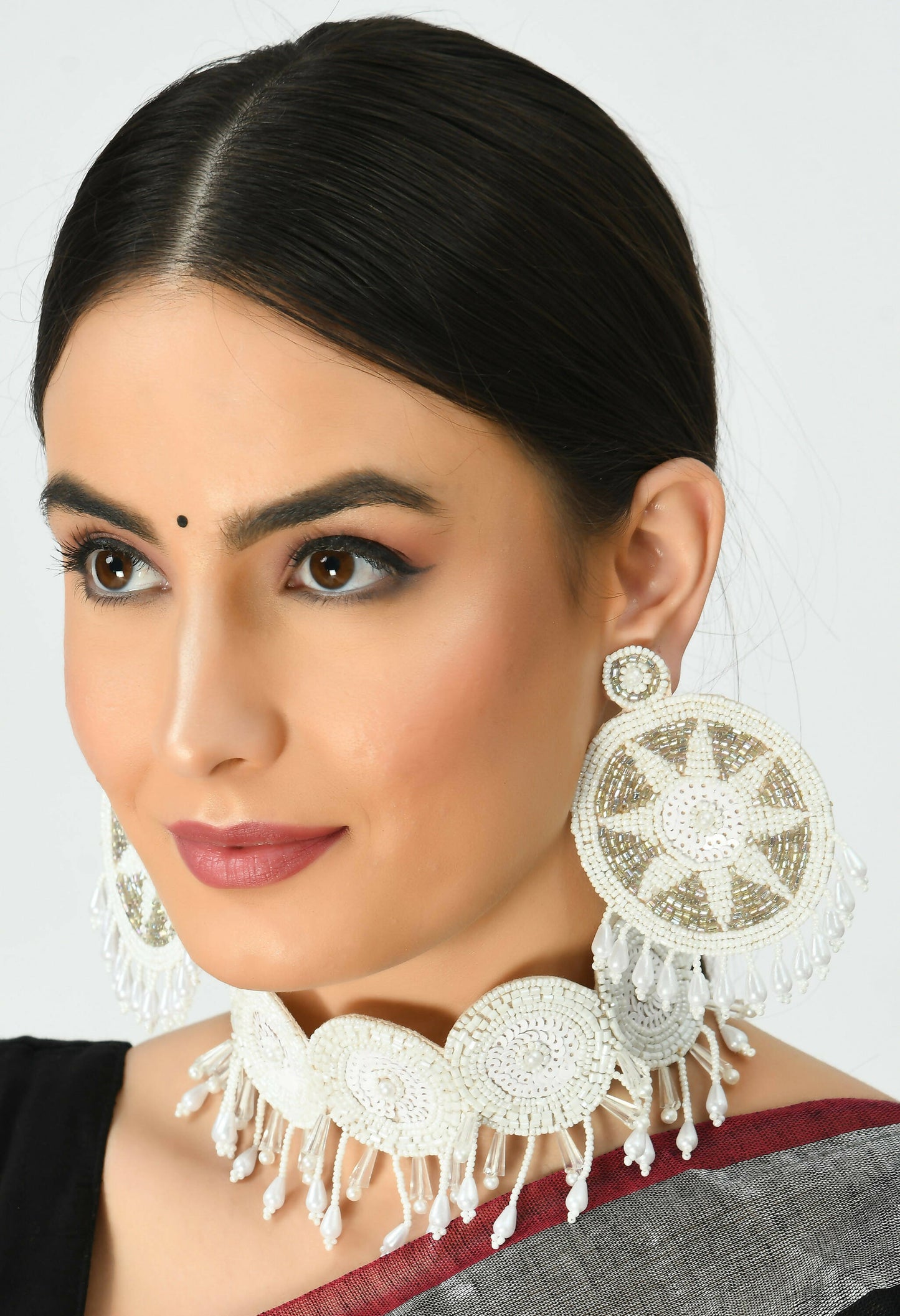 Mominos Fashion Johar Kamal Handicraft Off White/Golden Pearls Necklace with Earrings For Women