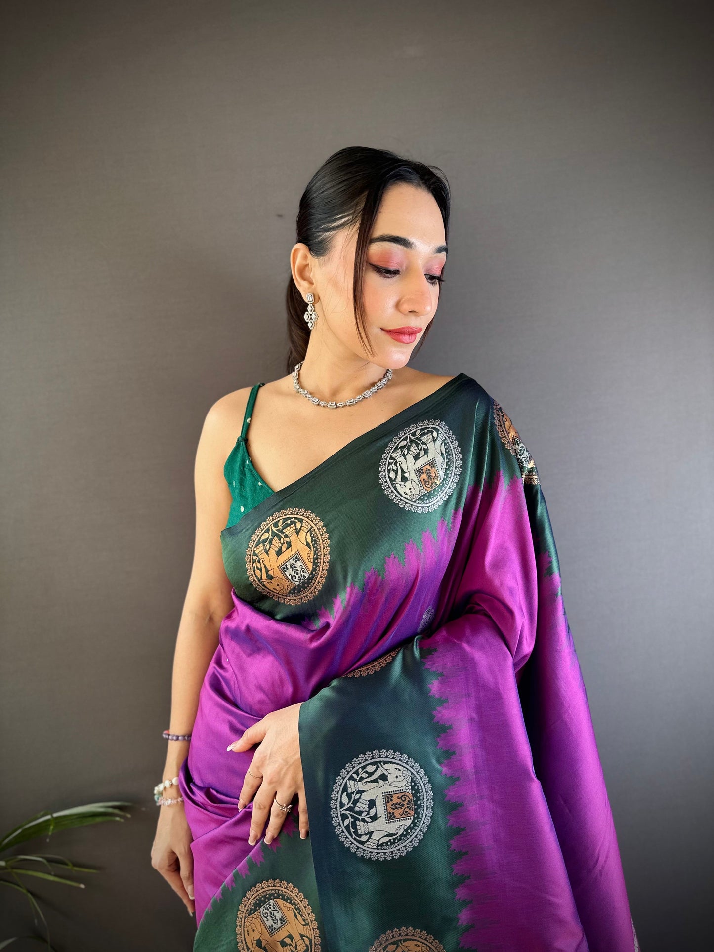 Sonakshi Women's Purple Banarasi Silk Zari Woven Traditional Saree with Blouse