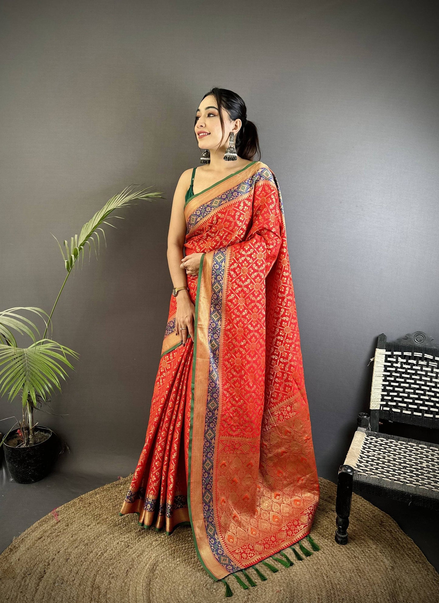 Sonakshi Women'S Red Banarasi Soft Patola Silk With Meena & Zari Weaving Traditional Saree With Blouse