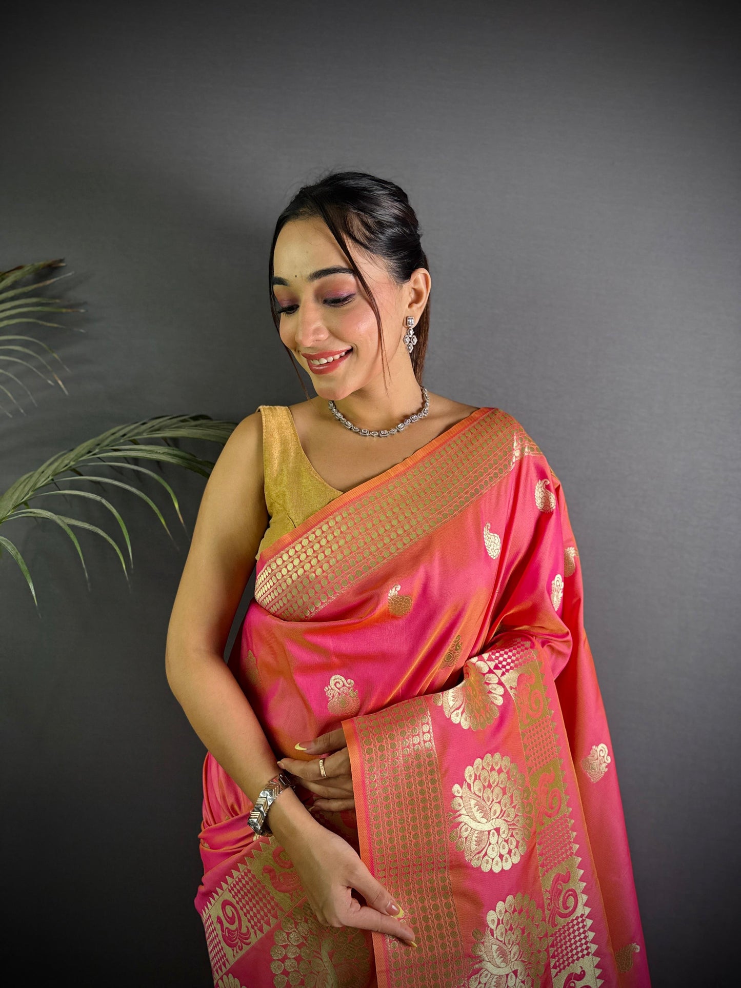 Sonakshi Women's Pink Soft Banarasi Lichi Silk Golden Zari Weaving Traditional Saree with Blouse