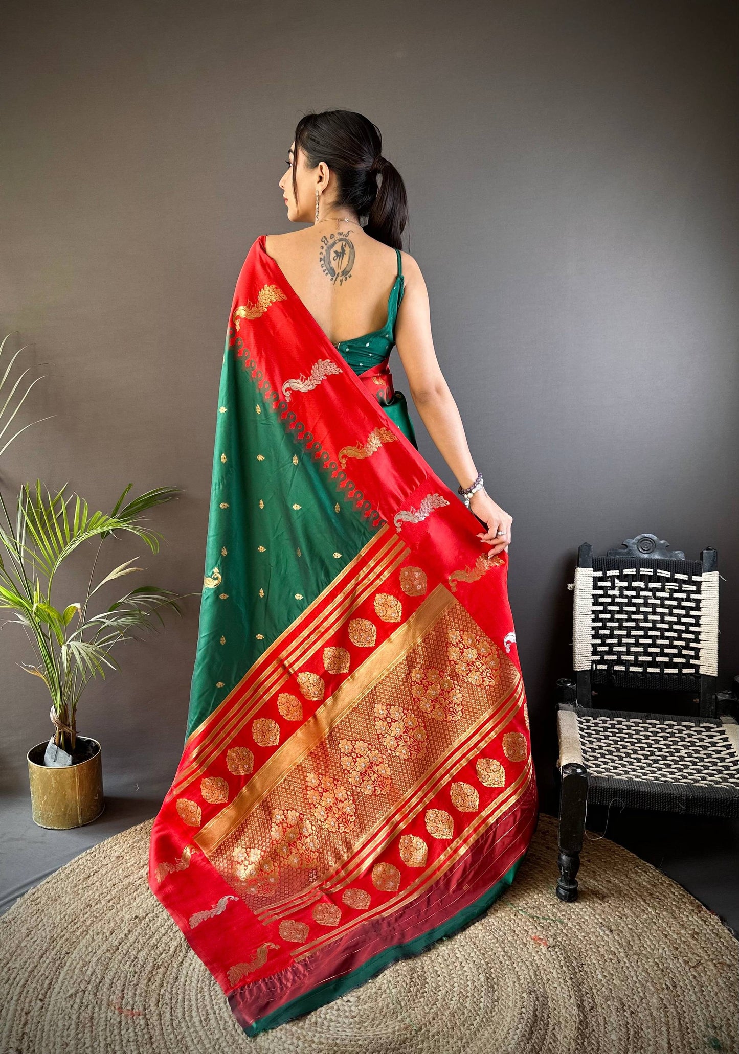 Sonakshi Women's Green Soft Banarasi Silk Zari Weaving Traditional Saree with Blouse