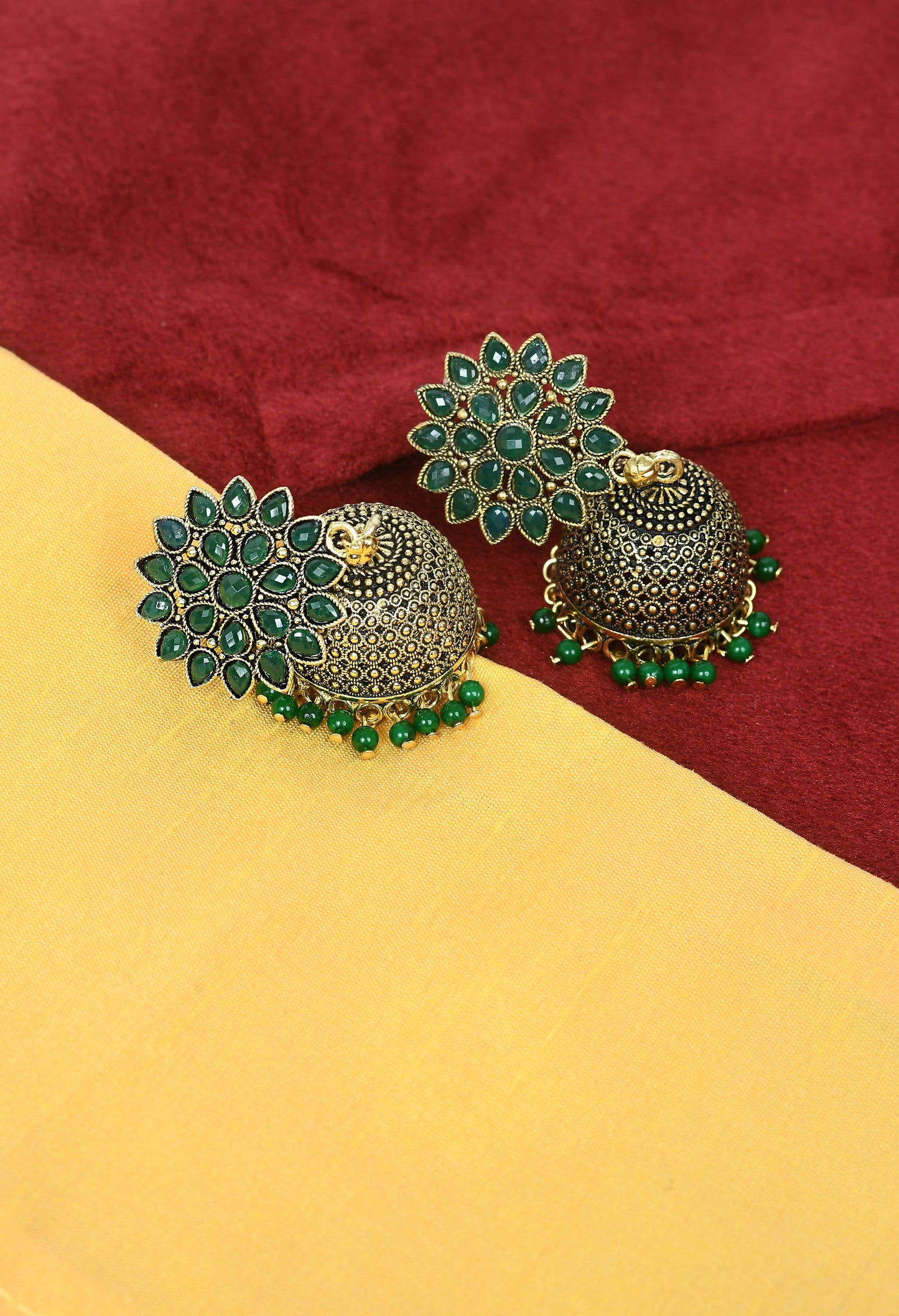 Mominos Fashion Johar Kamal Beautiful Kundan Work Jhumka With Green Beads