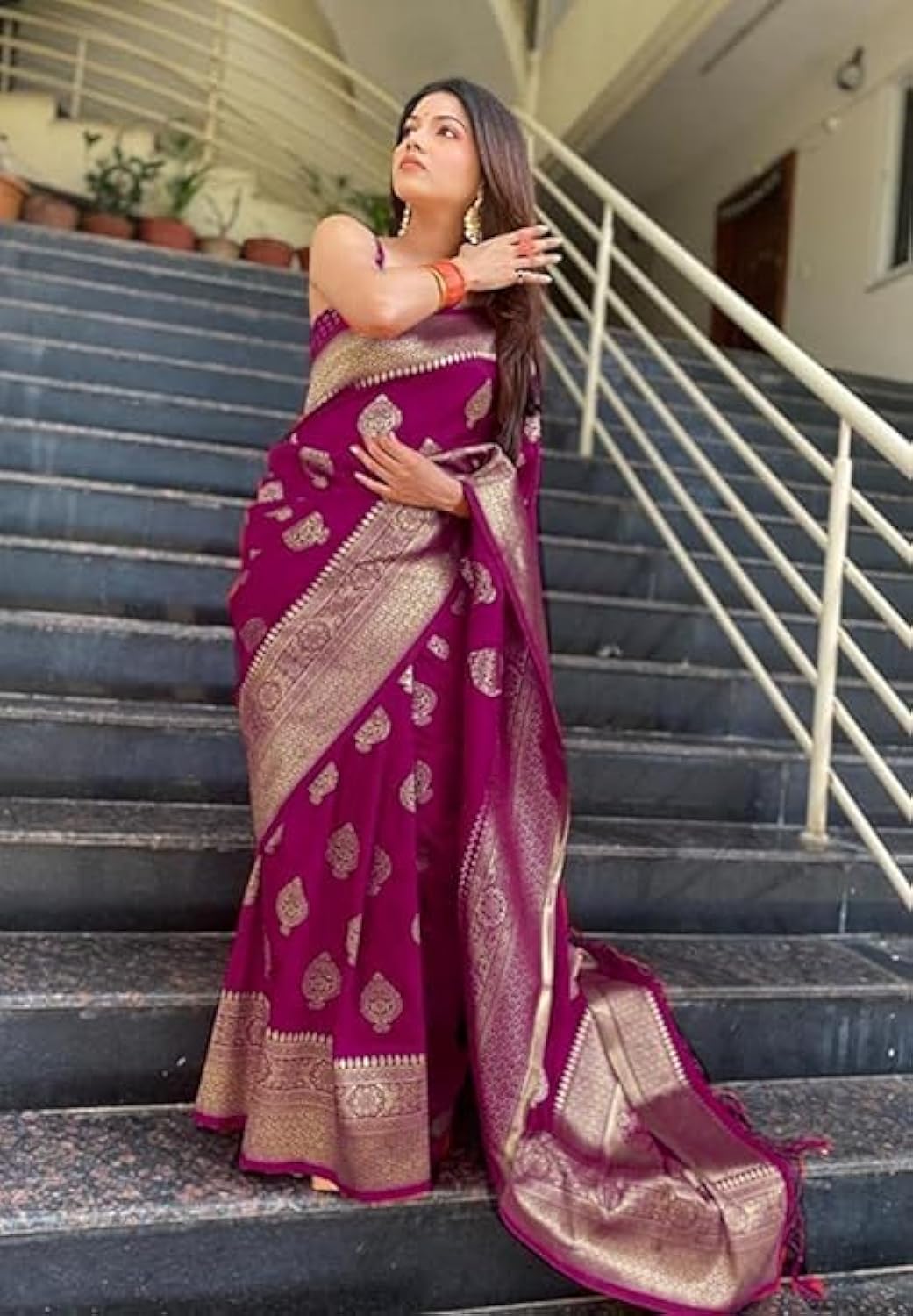 Vamika Weaving Banarasi Jacquard Purple Kanjivaram Saree