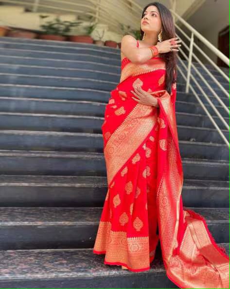 Vamika Weaving Banarasi Jacquard Red Kanjivaram Saree