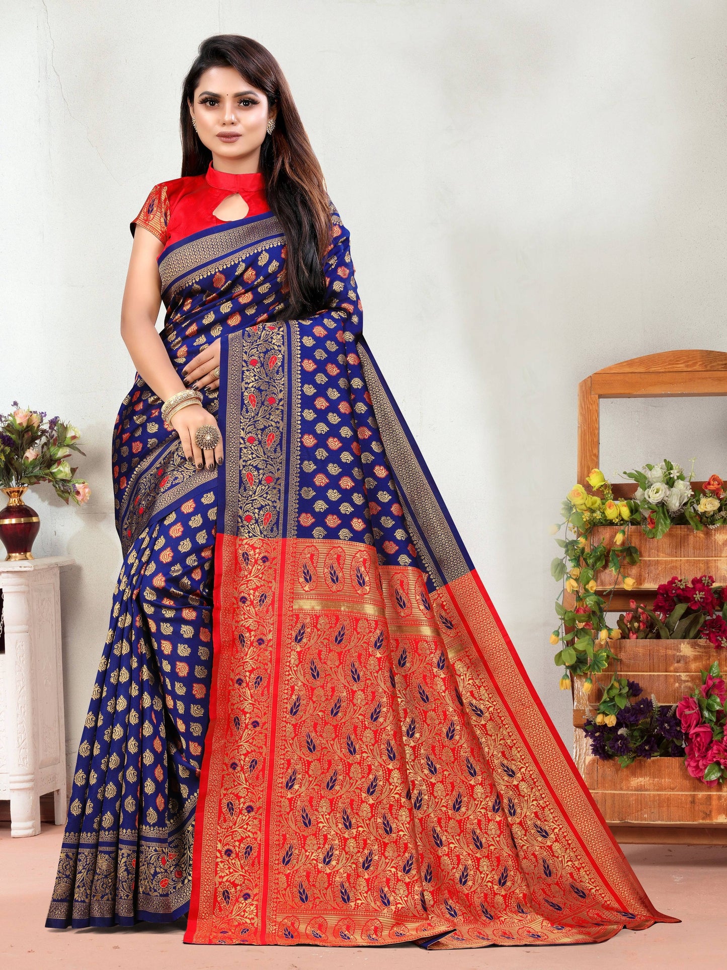 Vedant Vastram Litchi Silk Designer Banarasi Saree - Navy