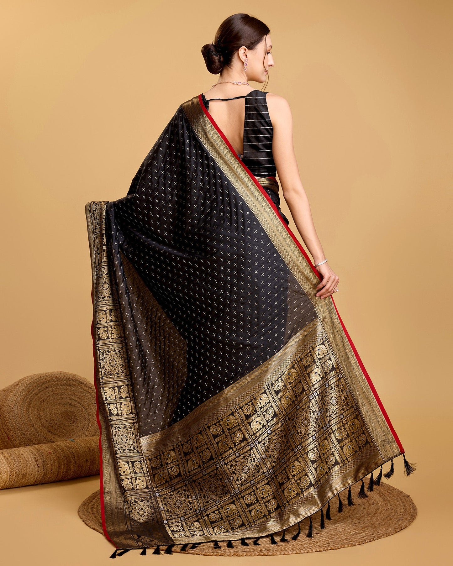 Vedant Vastram Soft Litchi Silk Banarasi Silk Saree - Black