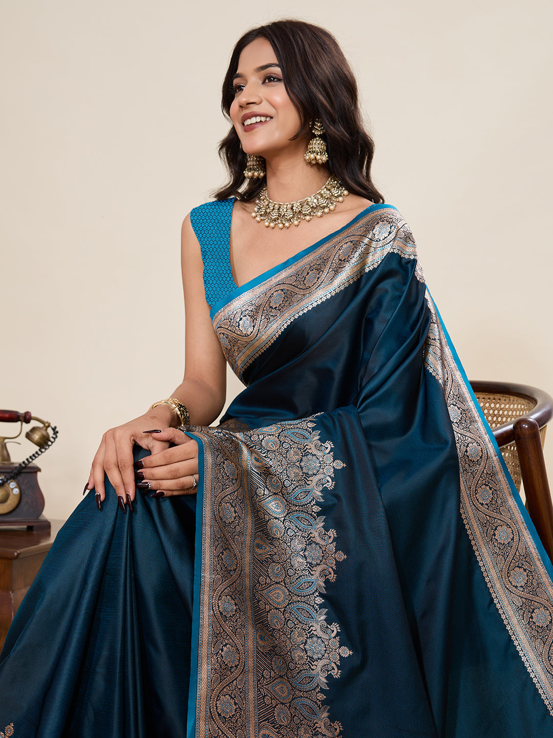 Vedant Vastram Soft Litchi Silk Banarasi Silk Jacquard Saree - Rama