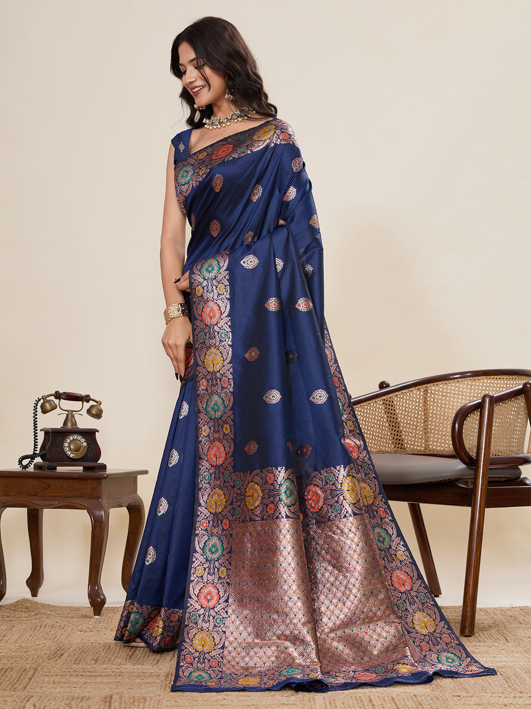Vedant Vastram Soft Litchi Silk Banarasi Silk Jacquard Saree - Navy Blue