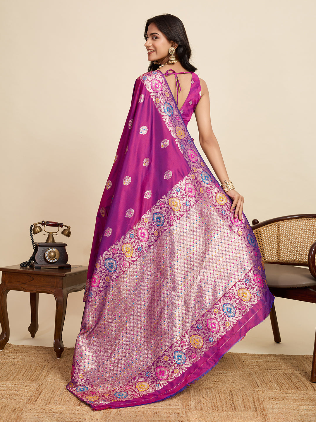 Vedant Vastram Soft Litchi Silk Banarasi Silk Jacquard Saree - Purple