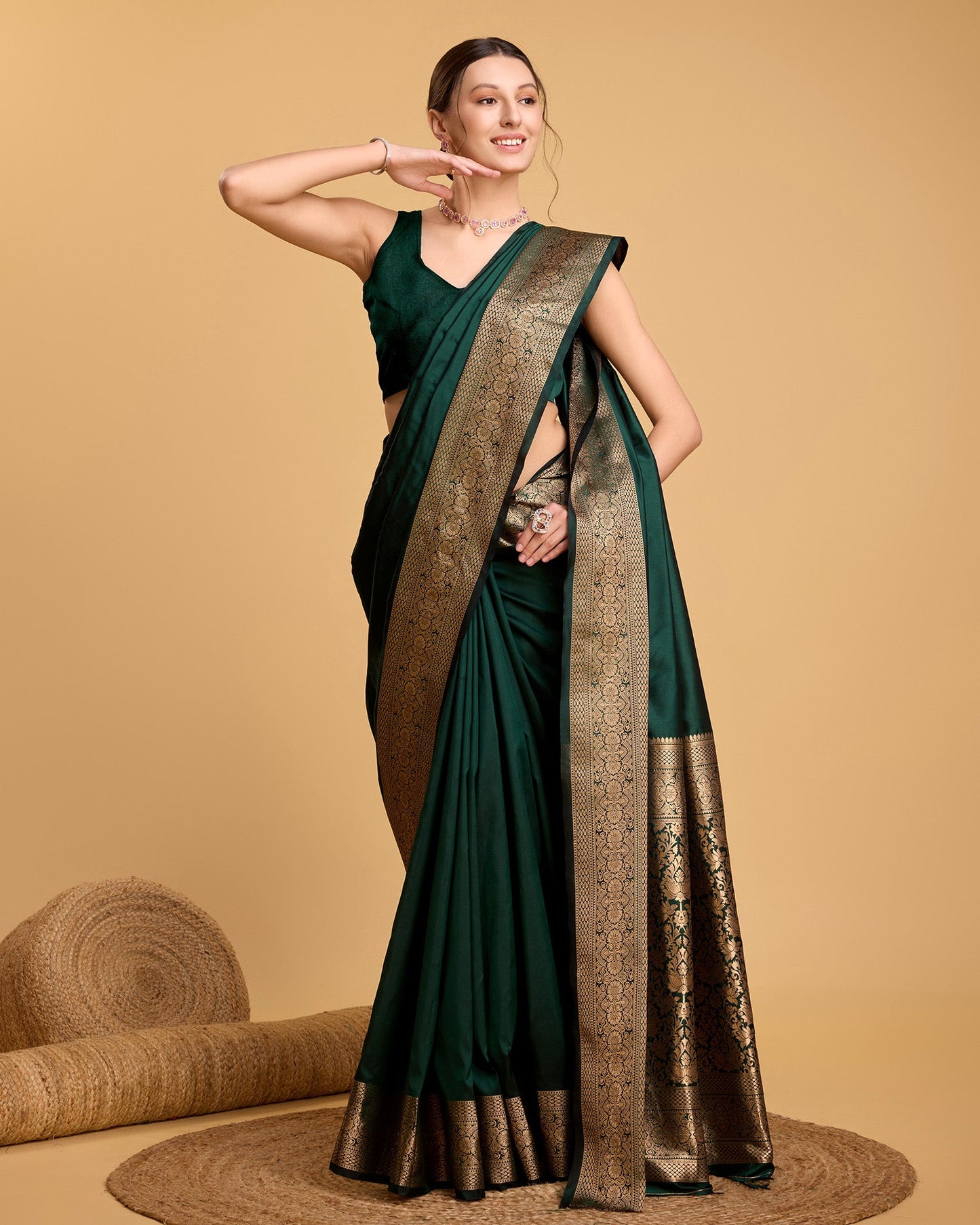 Vedant Vastram Soft Litchi Silk Banarasi Silk Saree - Green