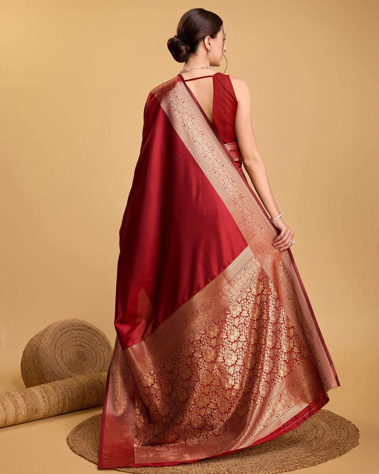 Vedant Vastram Soft Litchi Silk Banarasi Silk Saree - Red