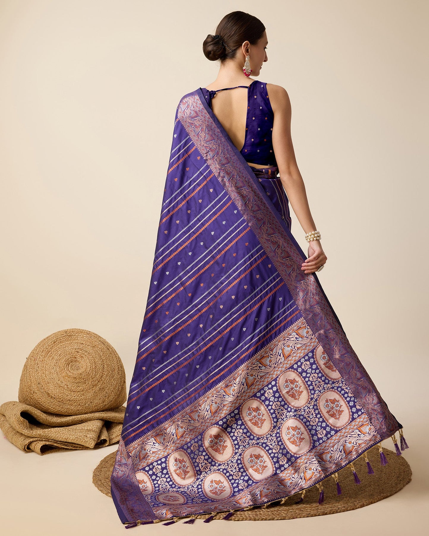Vedant Vastram Soft Litchi Silk Banarasi Silk Saree - Violet