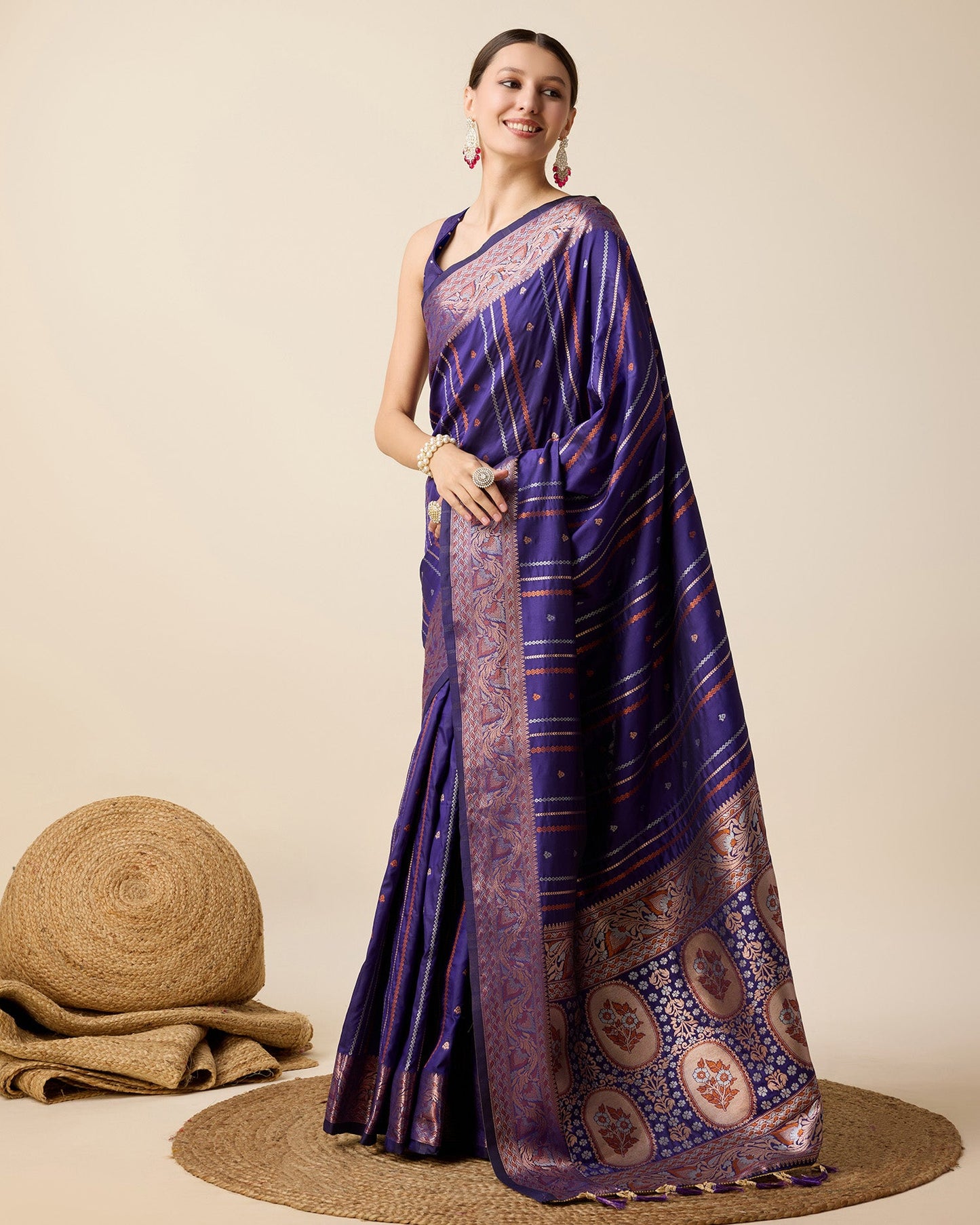 Vedant Vastram Soft Litchi Silk Banarasi Silk Saree - Violet