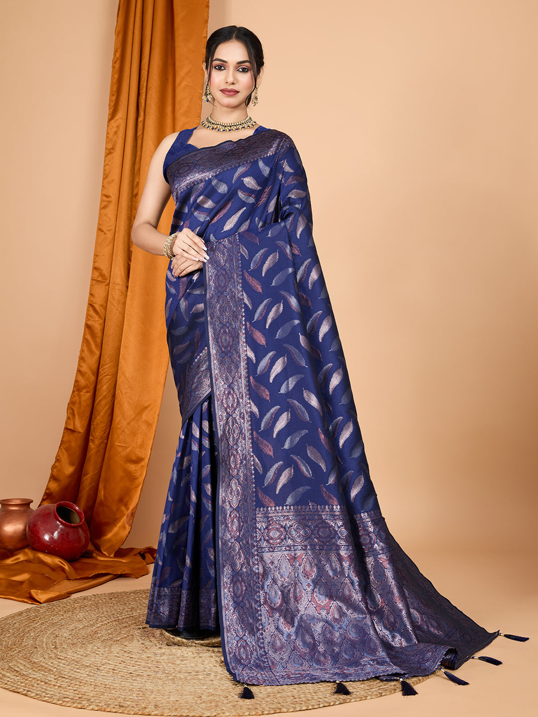 Vedant Vastram Soft Litchi Silk Banarasi Silk Jacquard Saree - Navy Blue