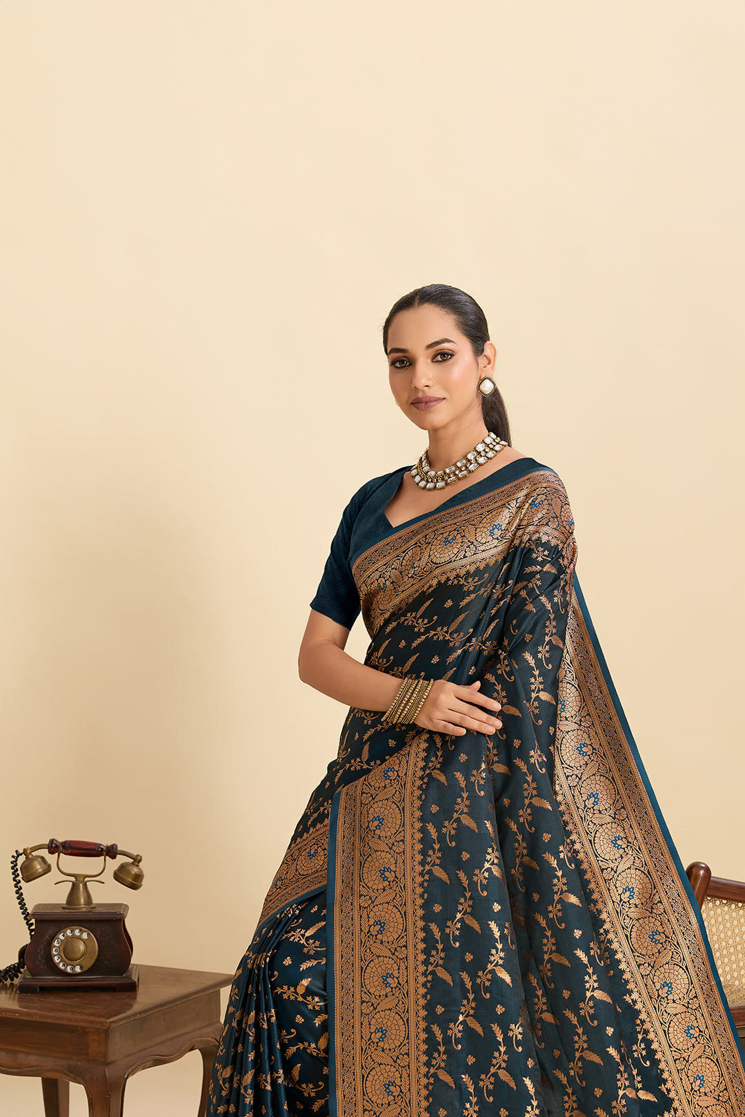 Vedant Vastram Soft Litchi Silk Banarasi Silk Jacquard Saree - Navy Blue