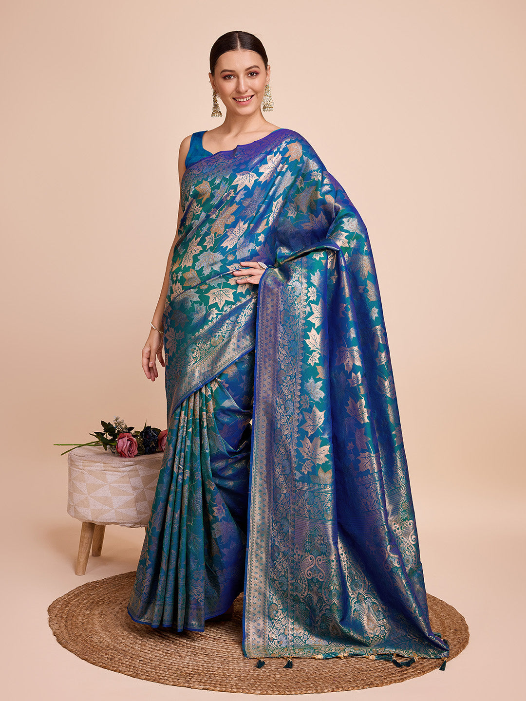 Vedant Vastram Soft Litchi Silk Banarasi Silk Saree - Firozi