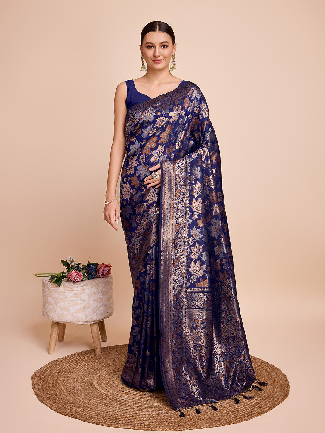 Vedant Vastram Soft Litchi Silk Banarasi Silk Saree - Navy