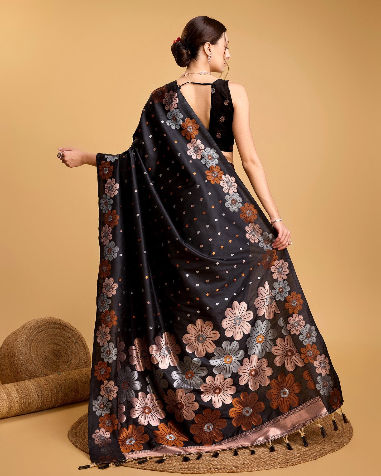 Vedant Vastram Soft Litchi Silk Banarasi Silk Saree - Black