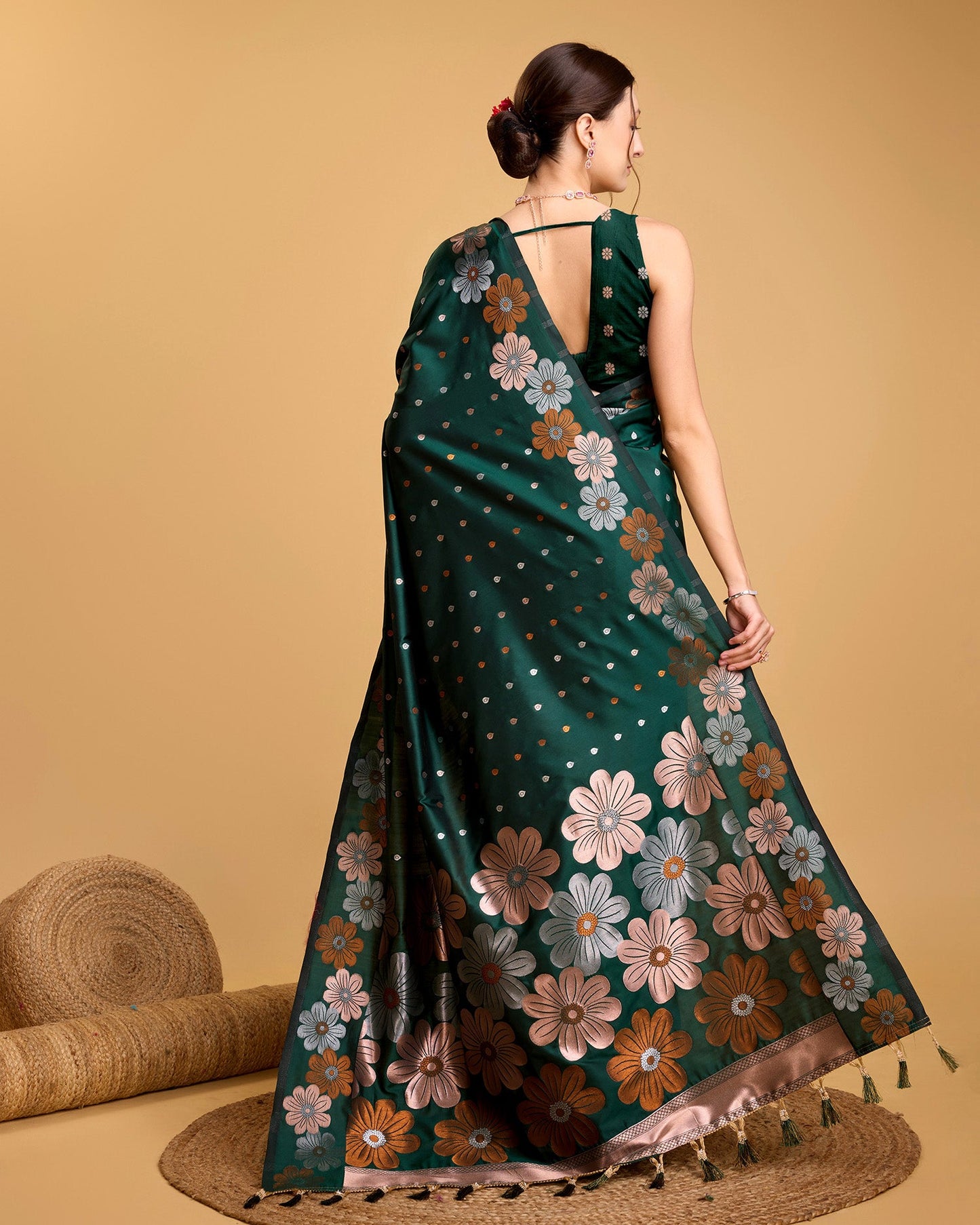 Vedant Vastram Soft Litchi Silk Banarasi Silk Saree - Green