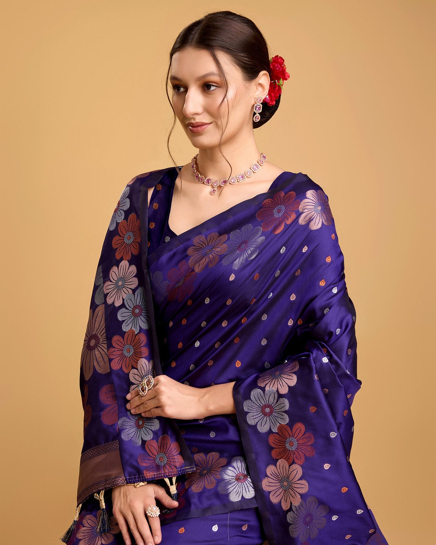 Vedant Vastram Soft Litchi Silk Banarasi Silk Saree - Violet