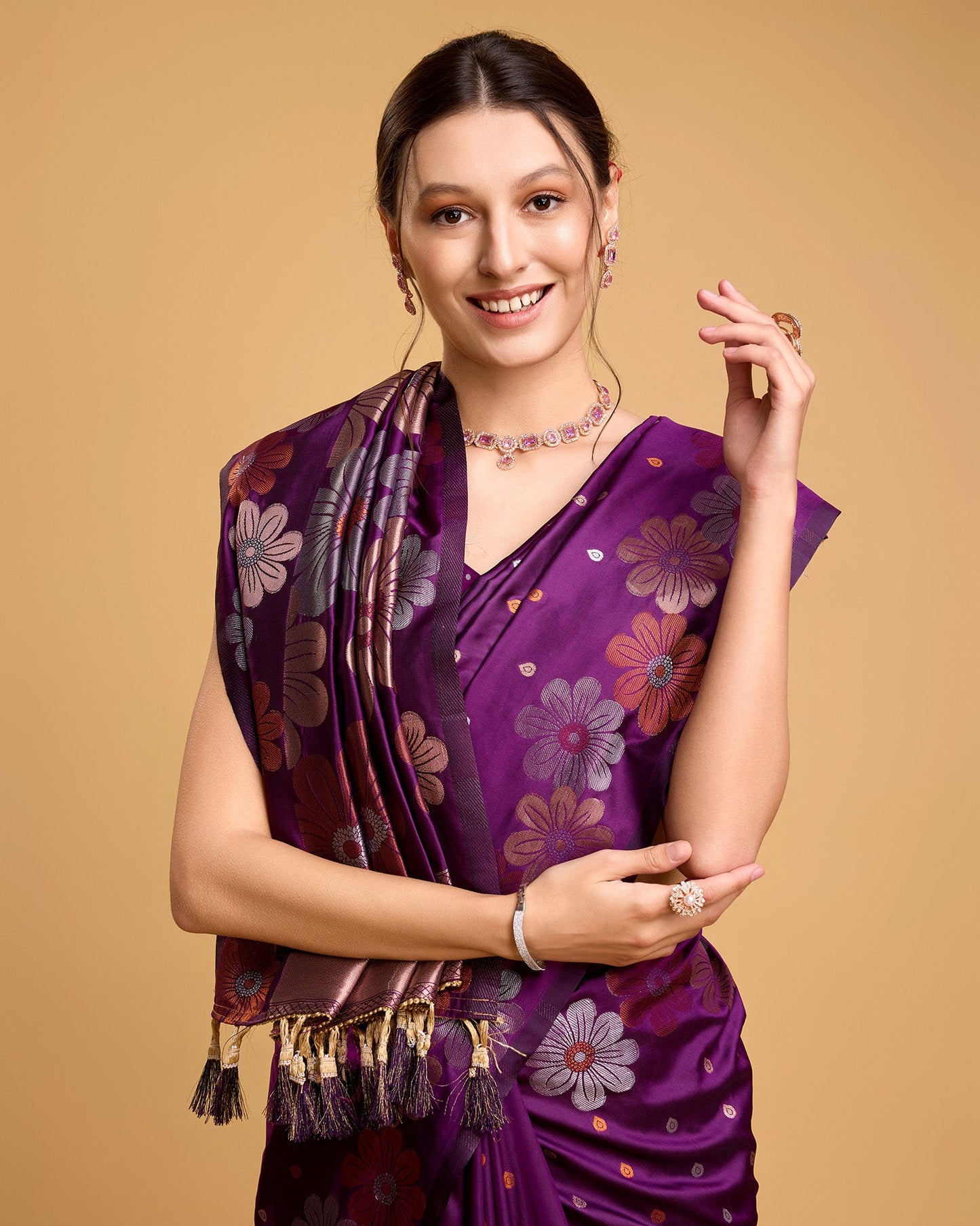 Vedant Vastram Soft Litchi Silk Banarasi Silk Saree - Wine