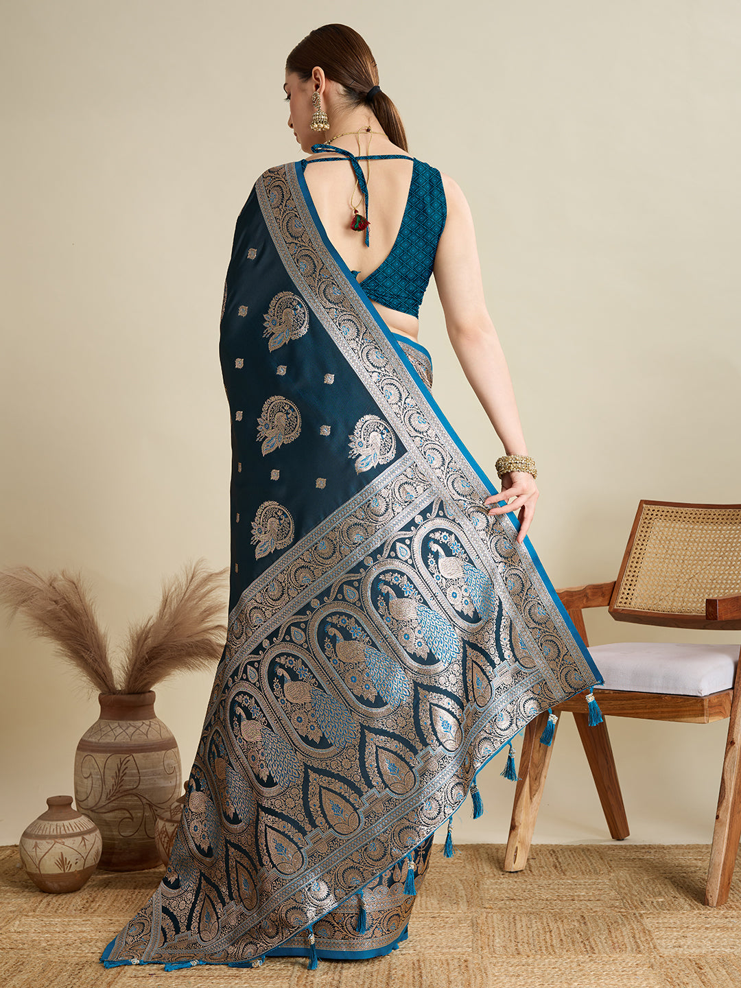 Vedant Vastram Soft Litchi SIlk Banarasi Silk Jacquard Saree - Firozi