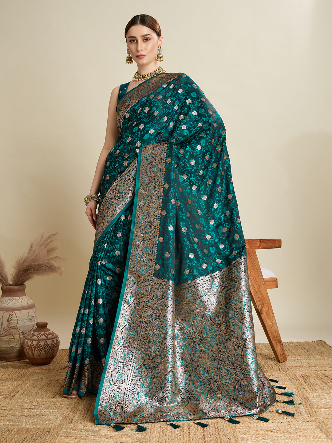 Vedant Vastram Soft Litchi SIlk Banarasi Silk Jacquard Saree - Rama