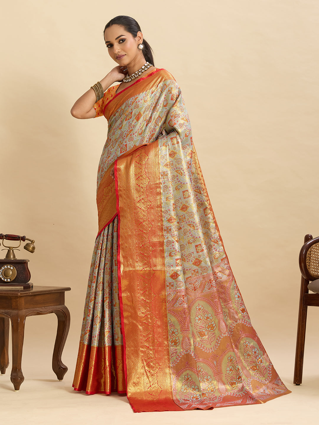 Vedant Vastram Soft Litchi Silk Banarasi Silk Jacquard Saree - Orange