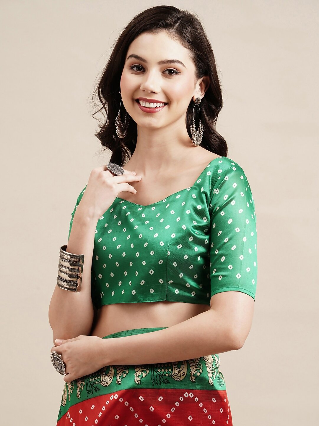 Saree Mall Red & Green Bandhani Printed Saree