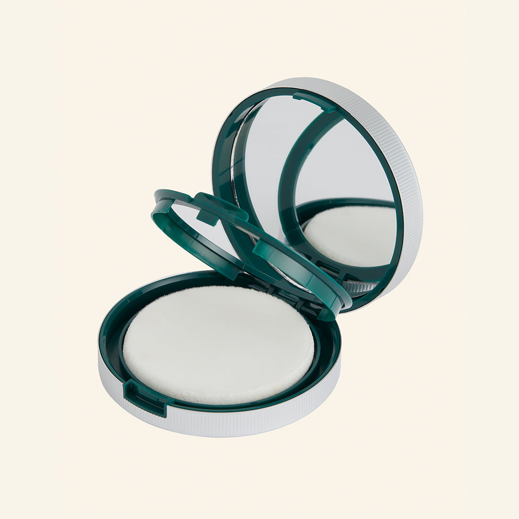 The Body Shop (Refillable Case) Face Base Tea Tree Compact For Life - 1 Pc - 9 gms