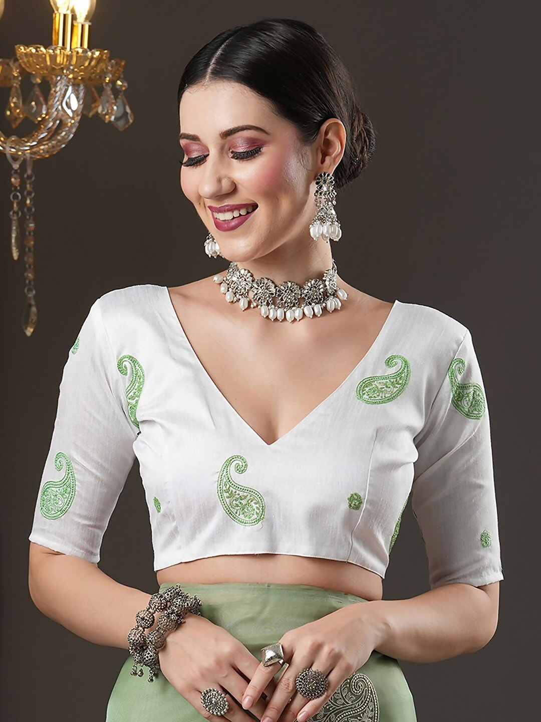 Saree Mall Olive Green & White Paisley Embroidered Organza Banarasi Sarees