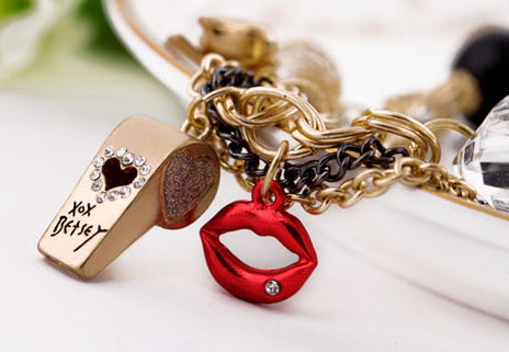 Gold-Polished Alloy Classy Beaded Charm Bracelet - The Pari
