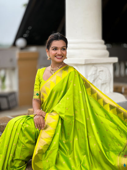 Vedant Vastram Soft Litchi Silk Banarasi Silk Jacquard Saree - Teal Green