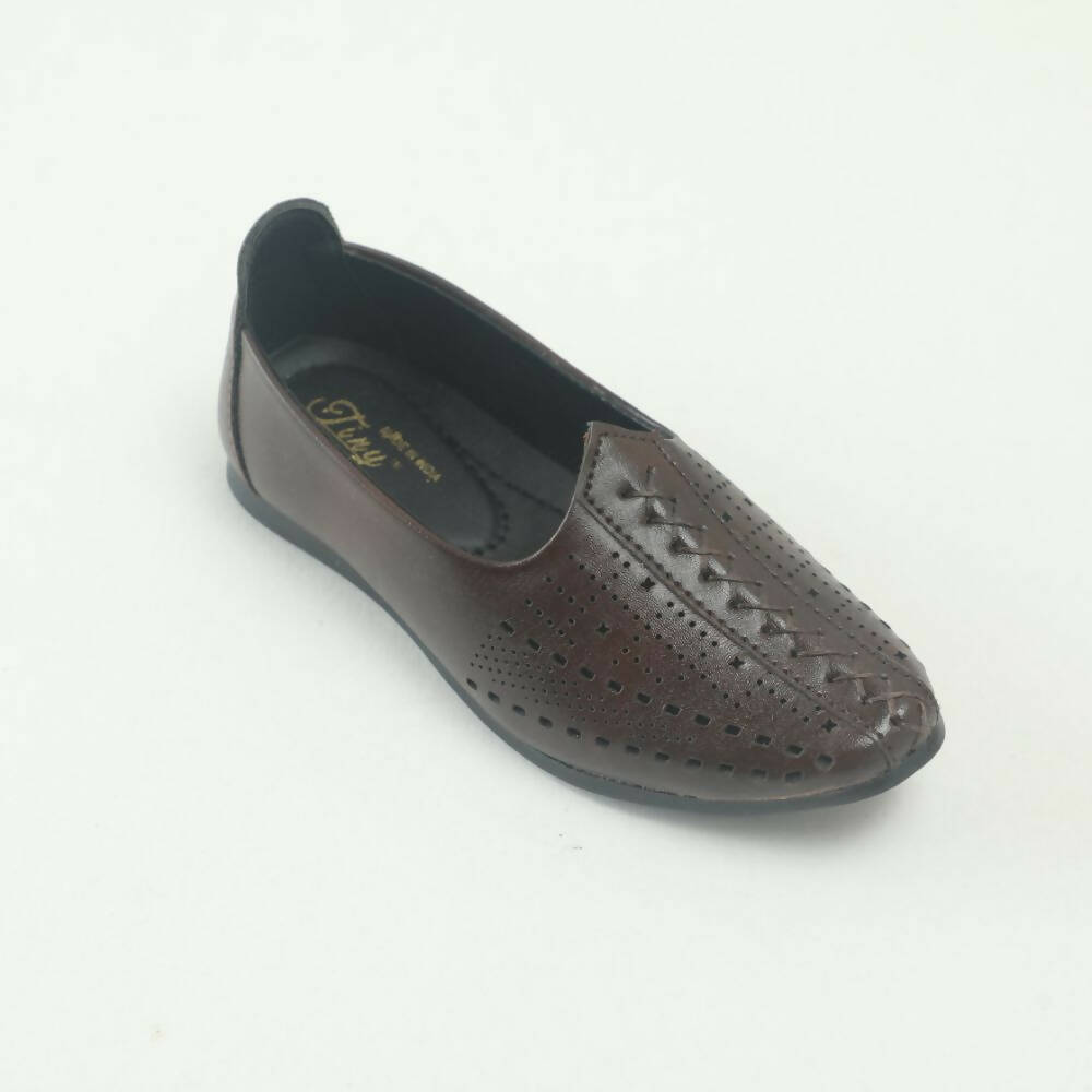 Tiny Bugs Boys Party & Ethnic Wear Mojari - Dark Brown