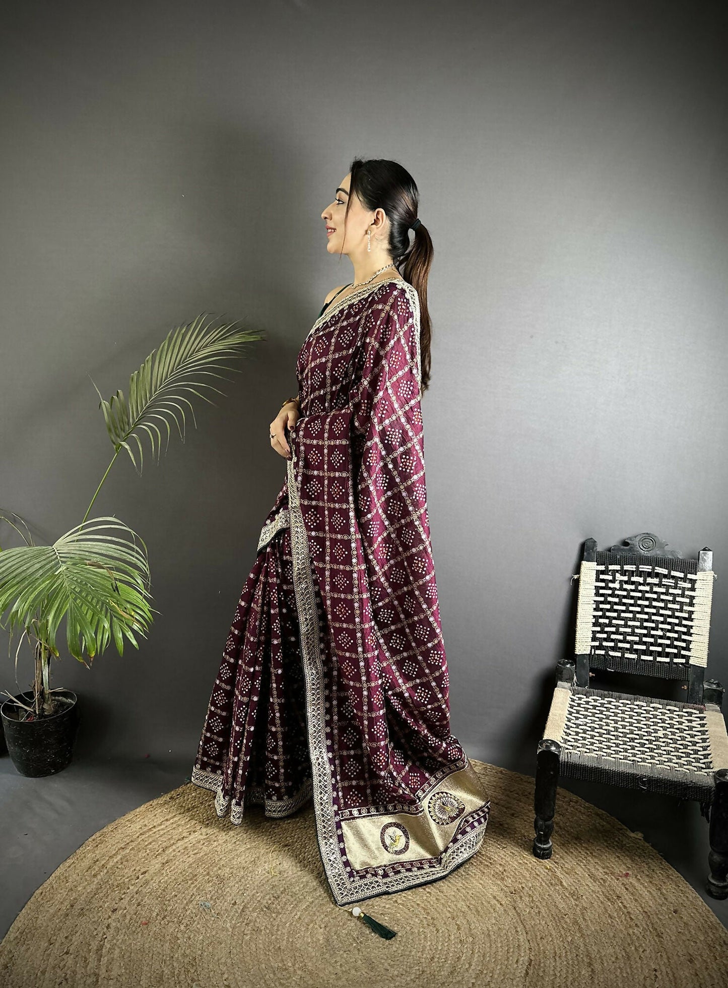 Joban Fashion Wine Bandhej Bandhani Vichitra Silk Bandhani Prints Saree