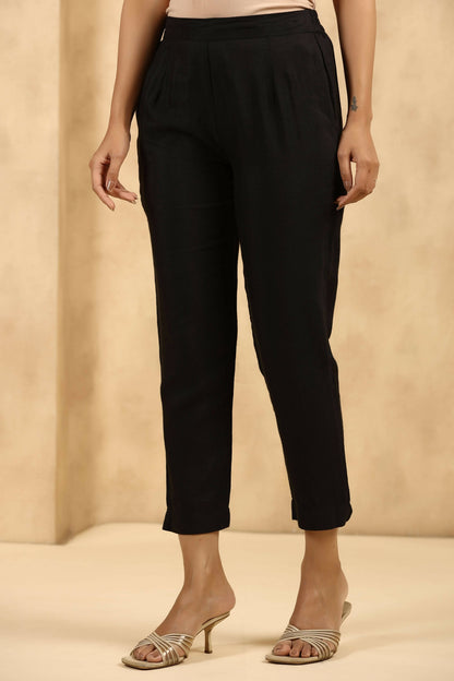 Juniper Women's Black Rayon Flex Solid Straight Pant