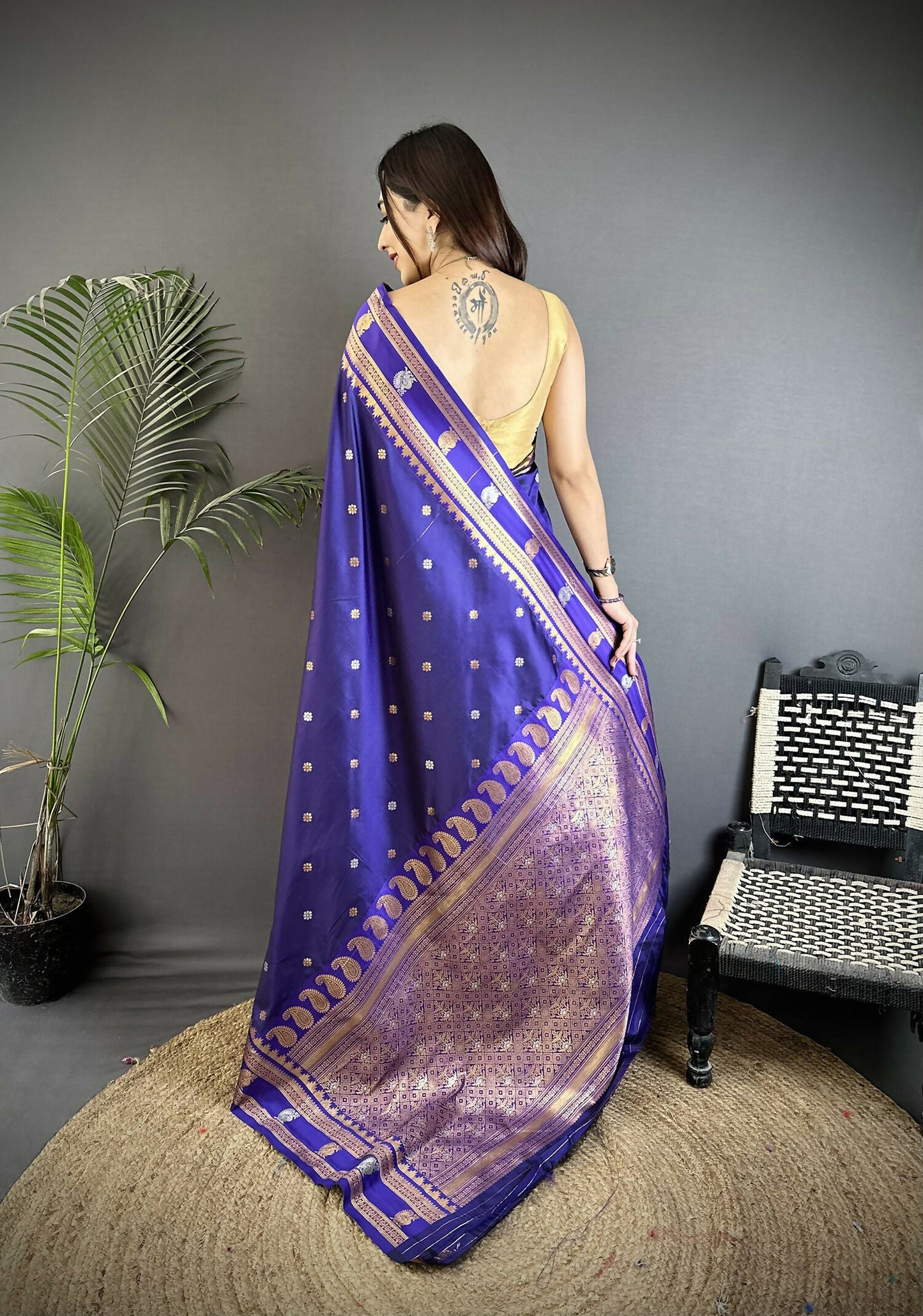 Joban Fashion Navy Blue Banarasi Soft Silk Woven Saree