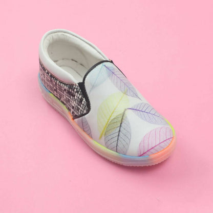 Tiny Bugs Girls Leaf Printed Slip Ons Sneakers - White