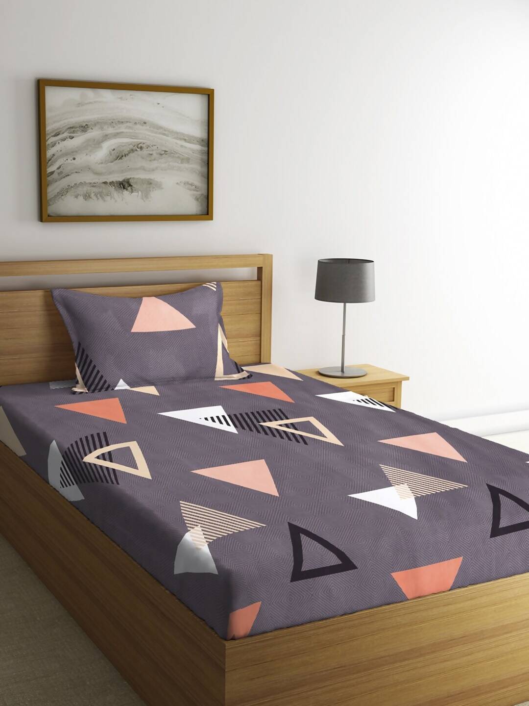 KLOTTHE Purple Geometric 210 TC Cotton Bedsheet with Pillow Covers
