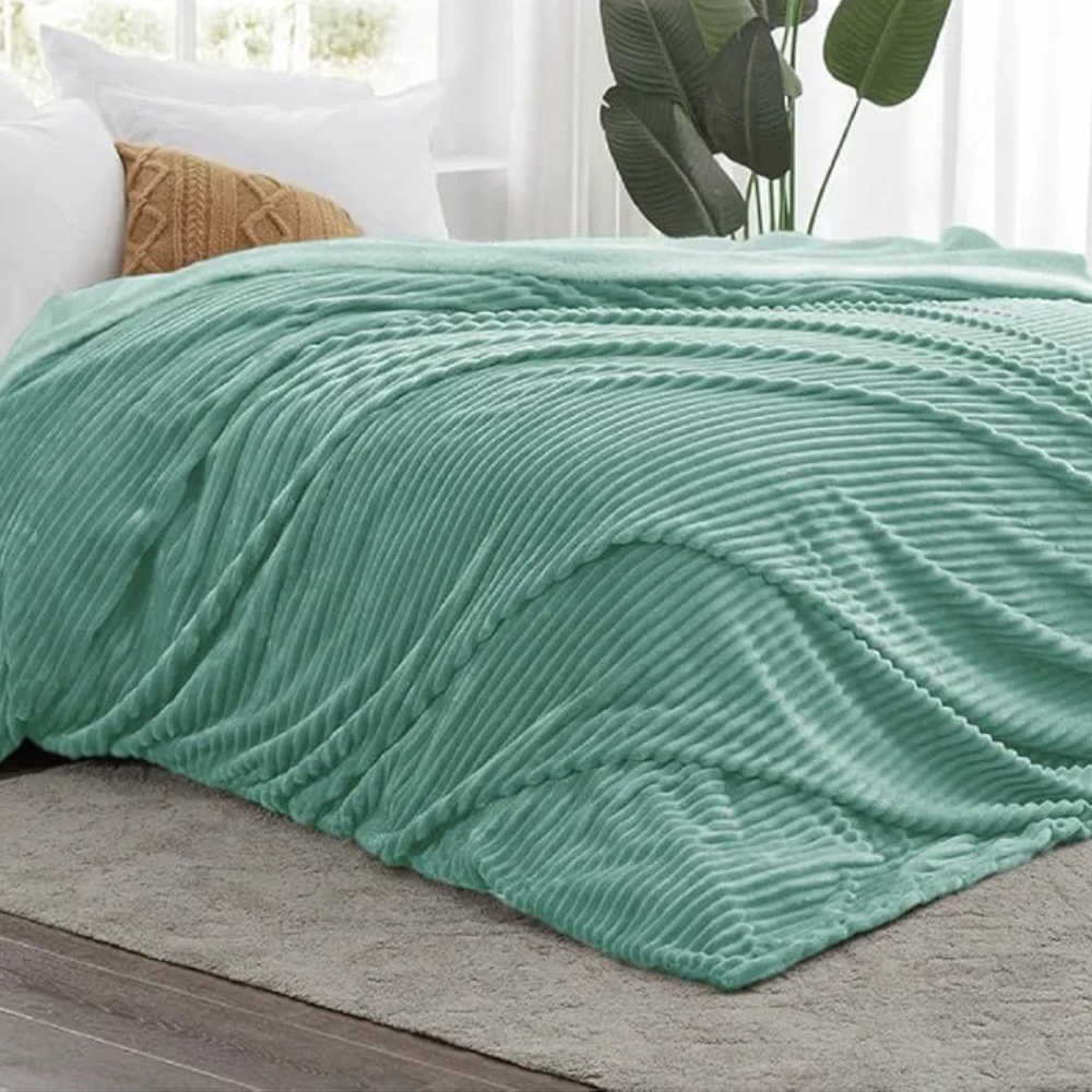 Homekart Pencil Pattern Flannel Fleece Sherpa Blanket Soft Plush Fluffy Season AC and Mild Winter Reversible Blanket Single Bed Mint Green