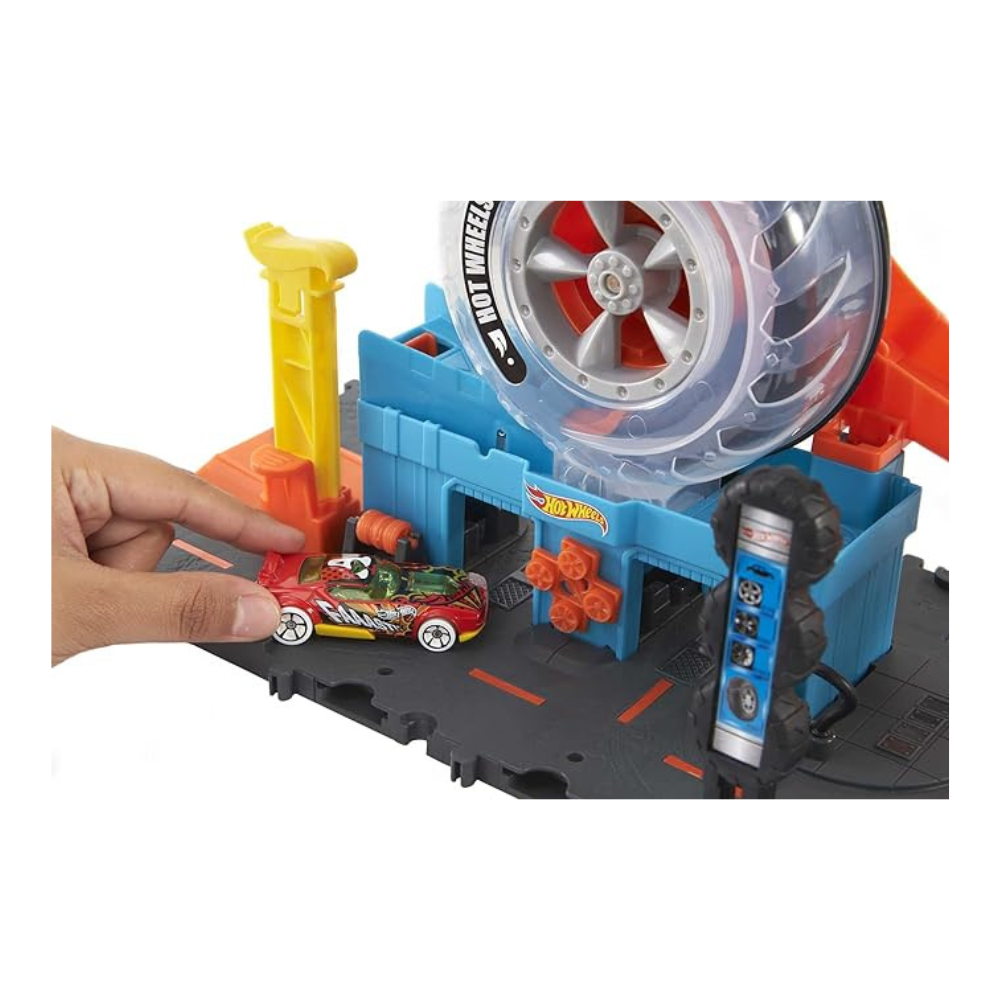 Hot Wheels City Super Twist Tire Shop Playset Spin The Key to Make Cars Travel