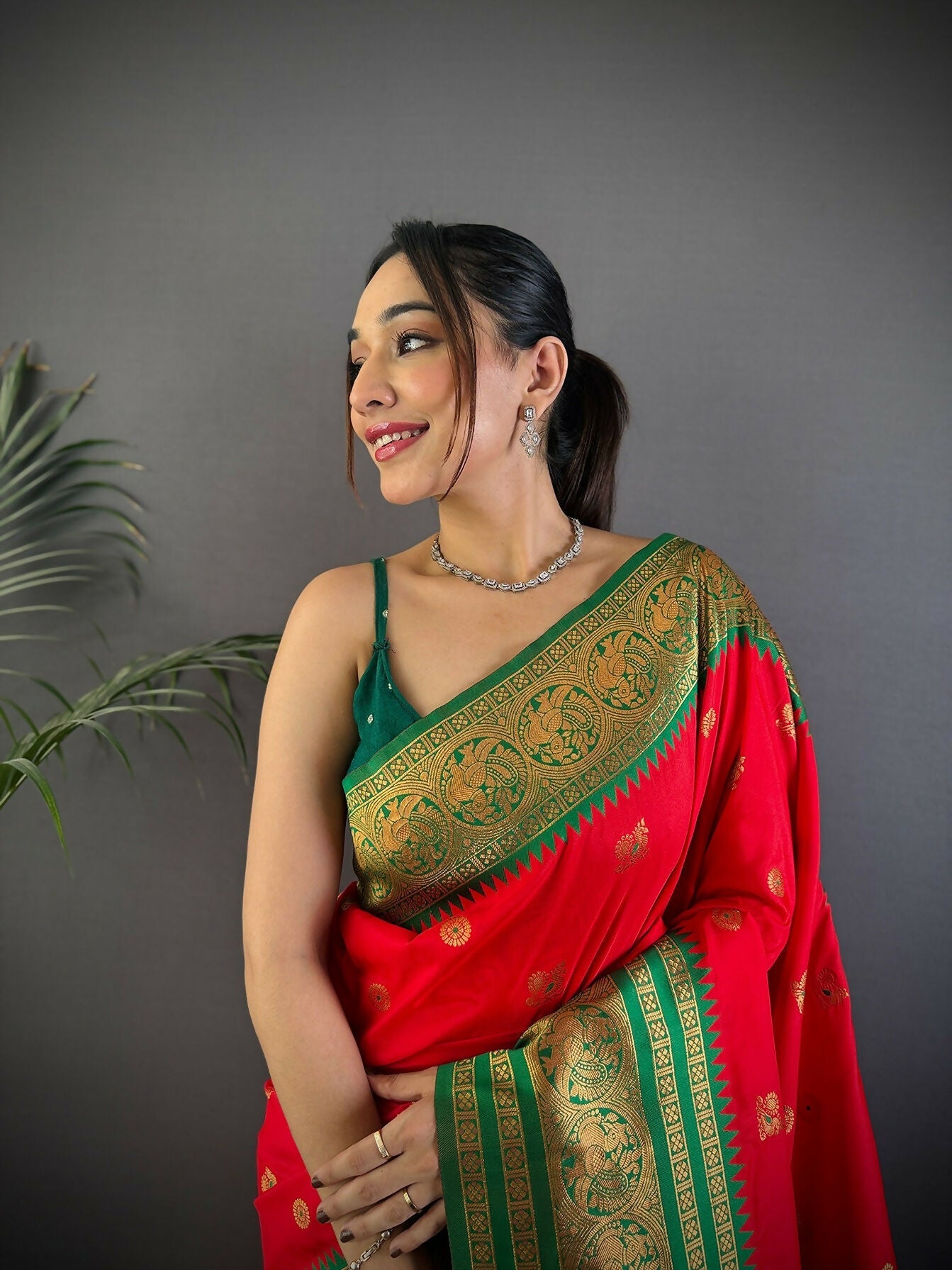 Joban Fashion Banarasi Red Woven Soft Silk Saree