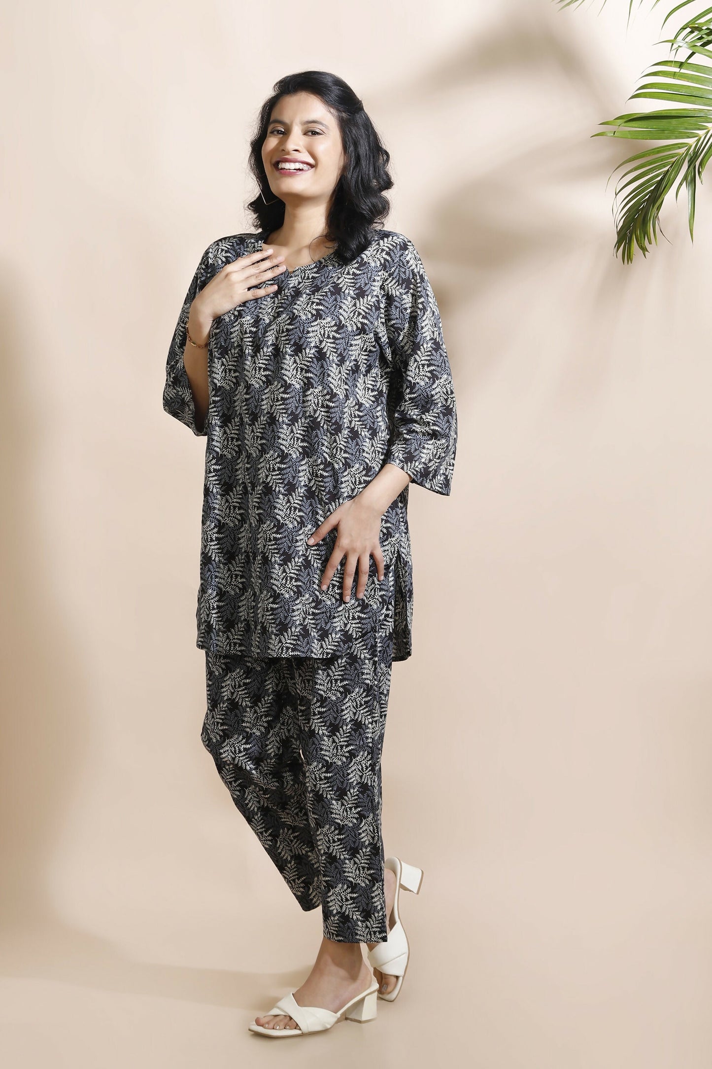 Breathables Abstract Cotton Co-Ord Set – Black