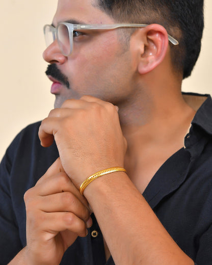 VOJ Men Stainless Steel Gold Polished Handcrafted Bracelet