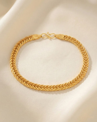 VOJ Men Gold Polished Stainless Steel Linked Bracelet