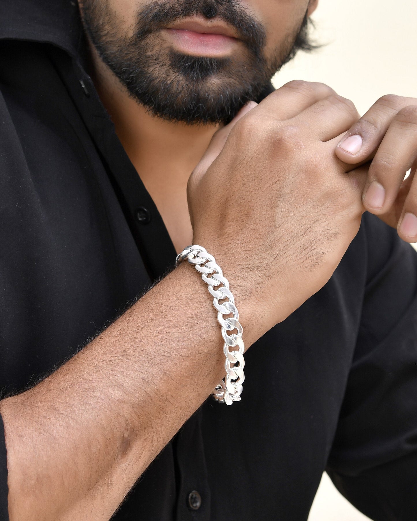 VOJ Silver Plated Stainless Steel Elegent Men's Bracelet