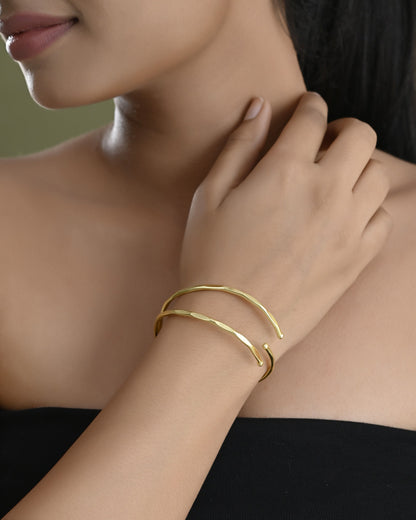 VOJ Gold-Polished Elegent Stylish Kada Bracelet